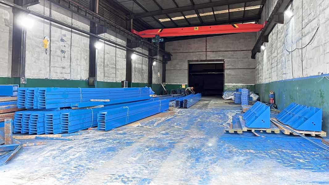 Jiangsu Zhonghai Bridge Equipment Co.,LTD manufacturer production line